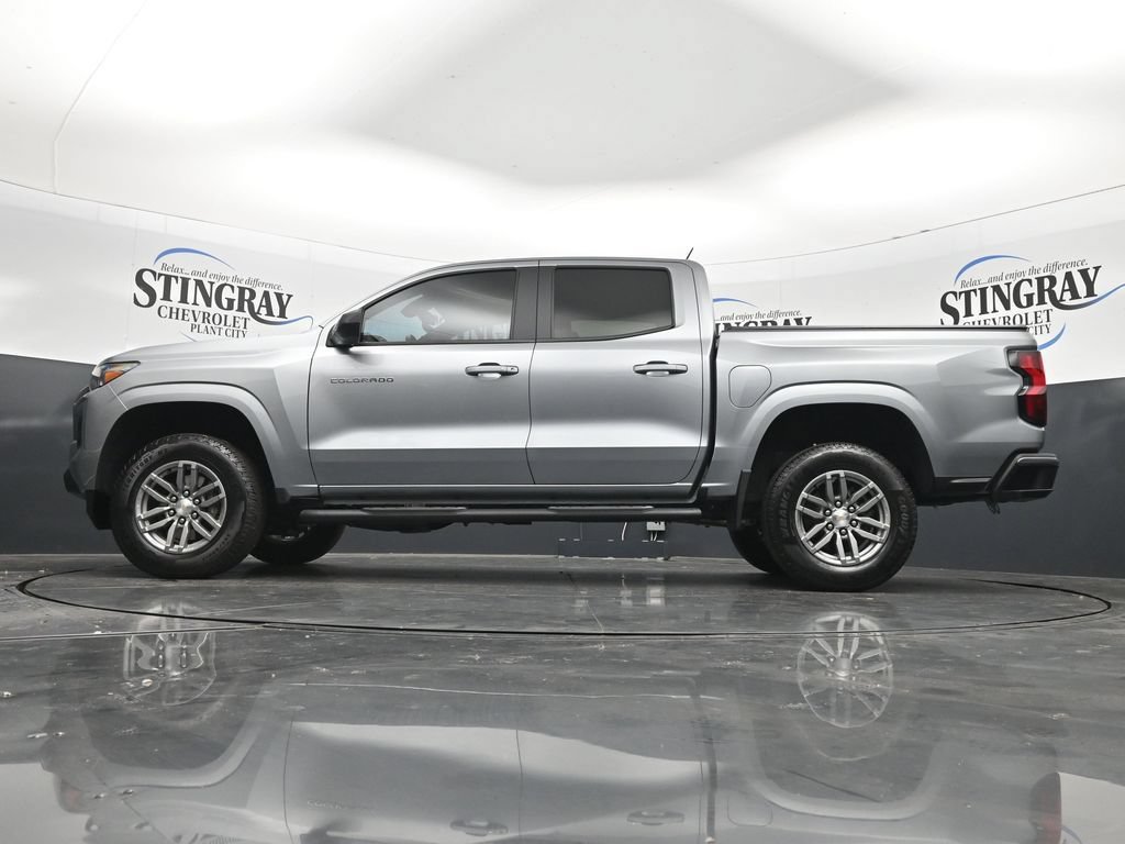 Used 2024 Chevrolet Colorado LT RWD image 29