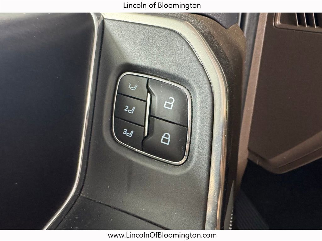 Used 2025 Ford F250 King Ranch w/ FX4 Off-Road Package image 44