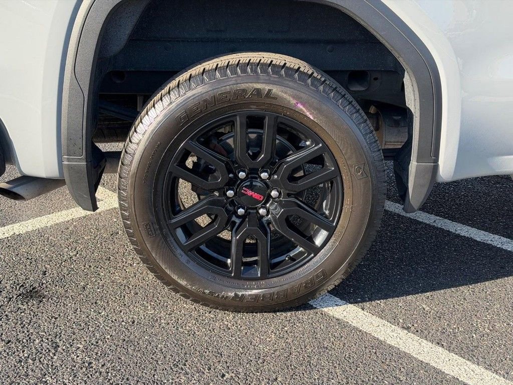 Used 2024 GMC Sierra 1500 Elevation image 3