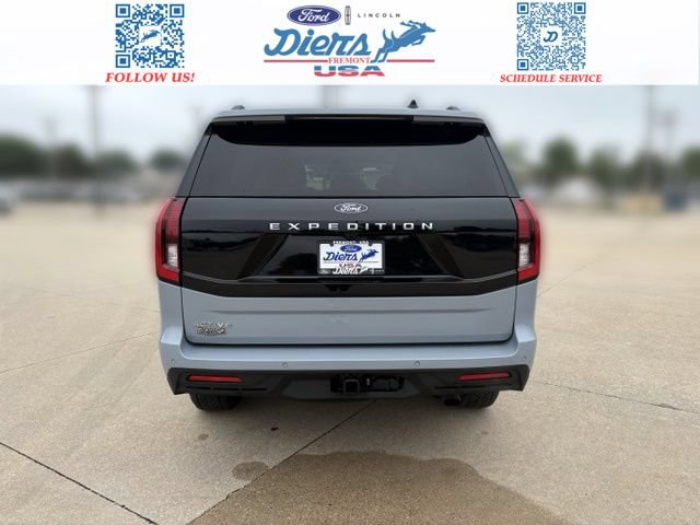 Certified 2025 Ford Expedition Active AWD/4WD image 4