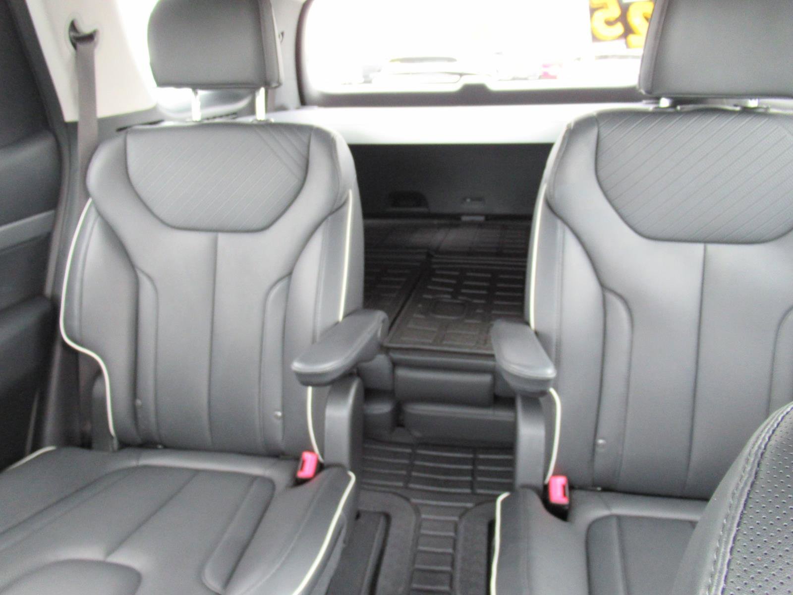 Used 2025 Hyundai Palisade XRT FWD image 32