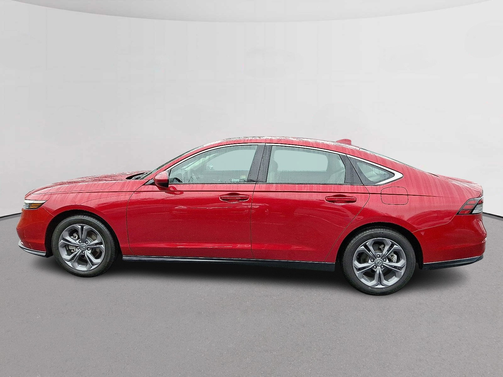 Used 2024 Honda Accord EX image 6