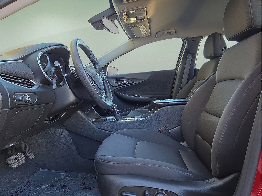 Used 2024 Chevrolet Malibu LT image 22