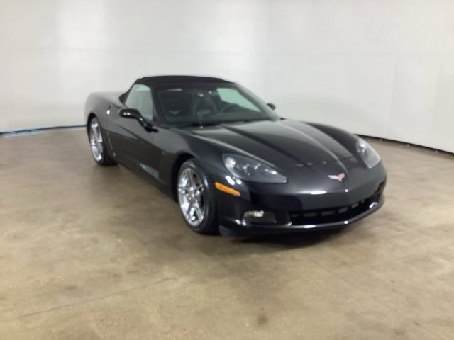 Used 2008 Chevrolet Corvette Convertible w/ Preferred Equipment Group RWD image 3