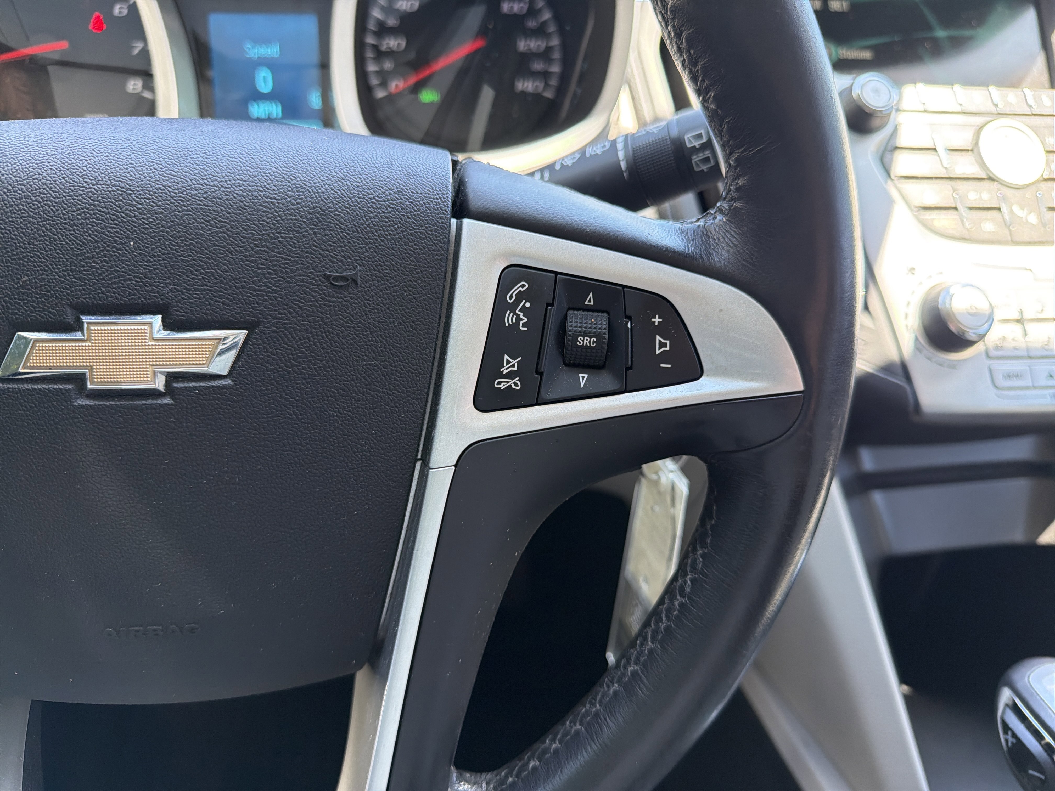 Used 2011 Chevrolet Equinox LTZ FWD image 20
