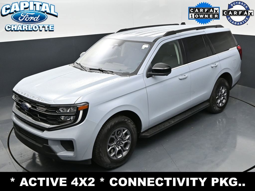 Used 2025 Ford Expedition Active image 29