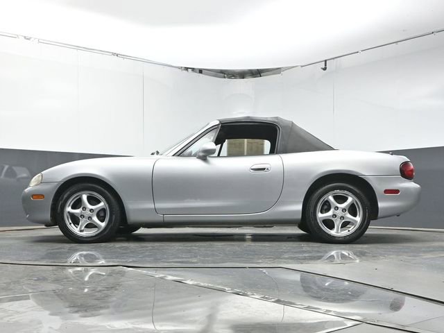 Used 2002 MAZDA MX-5 Miata image 31