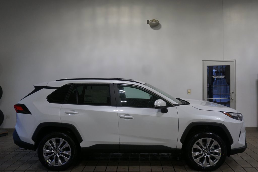 New 2025 Toyota RAV4 XLE Premium image 18