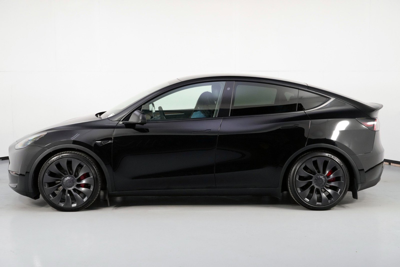 Used 2023 Tesla Model Y Performance image 49