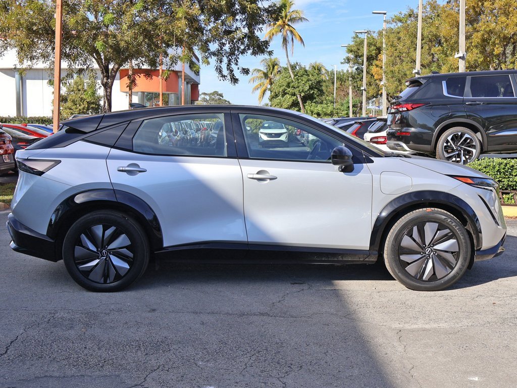 Used 2023 Nissan Ariya AWD image 19
