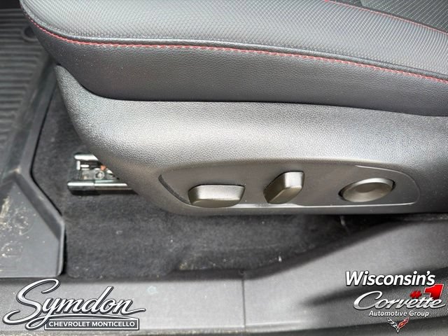 Used 2025 Chevrolet Traverse Z71 w/ LPO, Illumination Package AWD/4WD image 17
