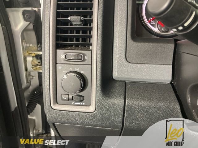 Used 2016 RAM 2500 Tradesman w/ Chrome Appearance Group AWD/4WD image 11