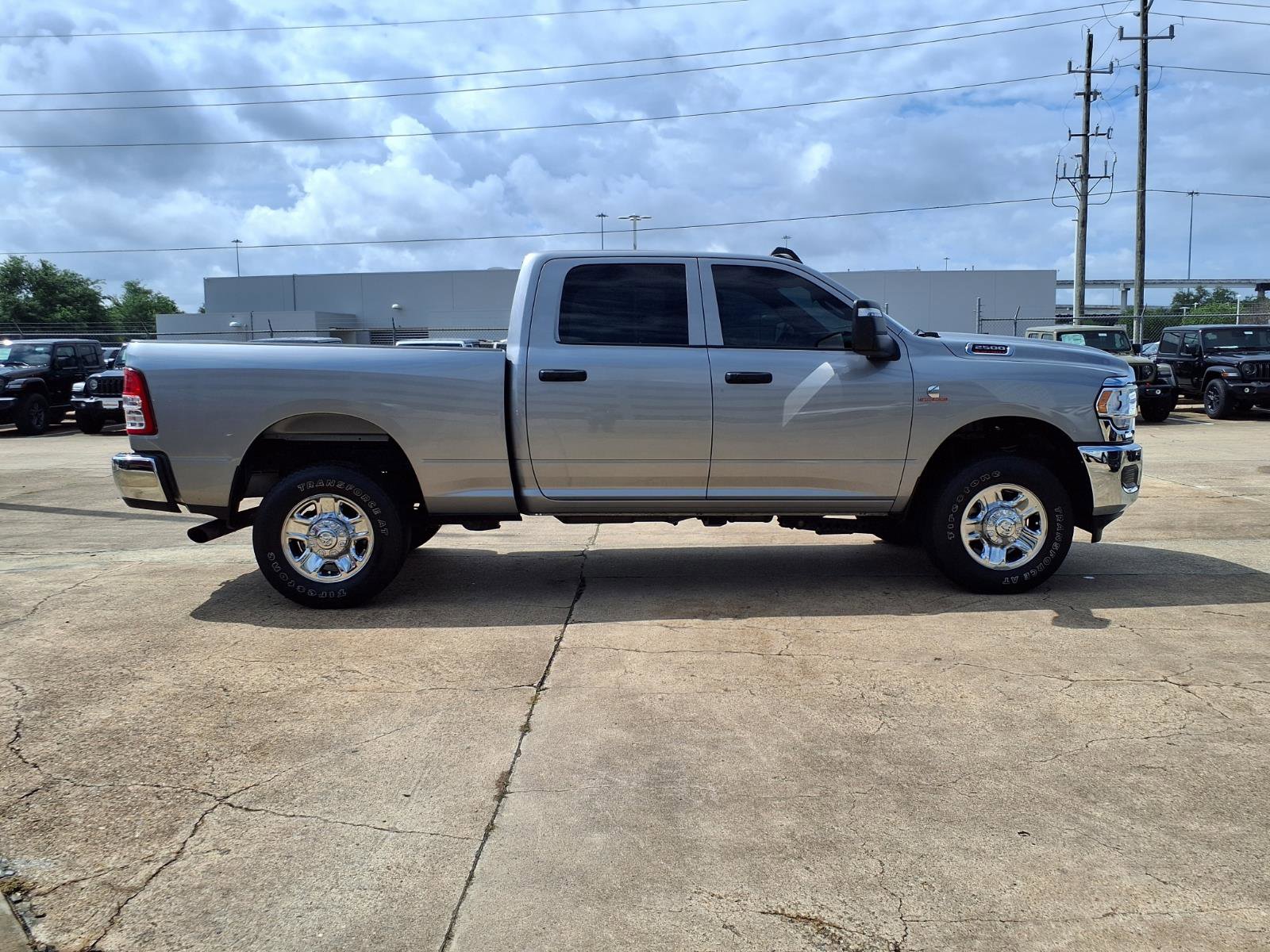 Used 2023 RAM 2500 Tradesman AWD/4WD image 29