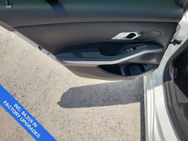 Used 2023 BMW 330i Sedan w/ Premium Package RWD image 16