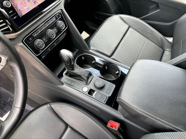 Used 2022 Volkswagen Atlas Cross Sport SEL R-Line AWD/4WD image 15