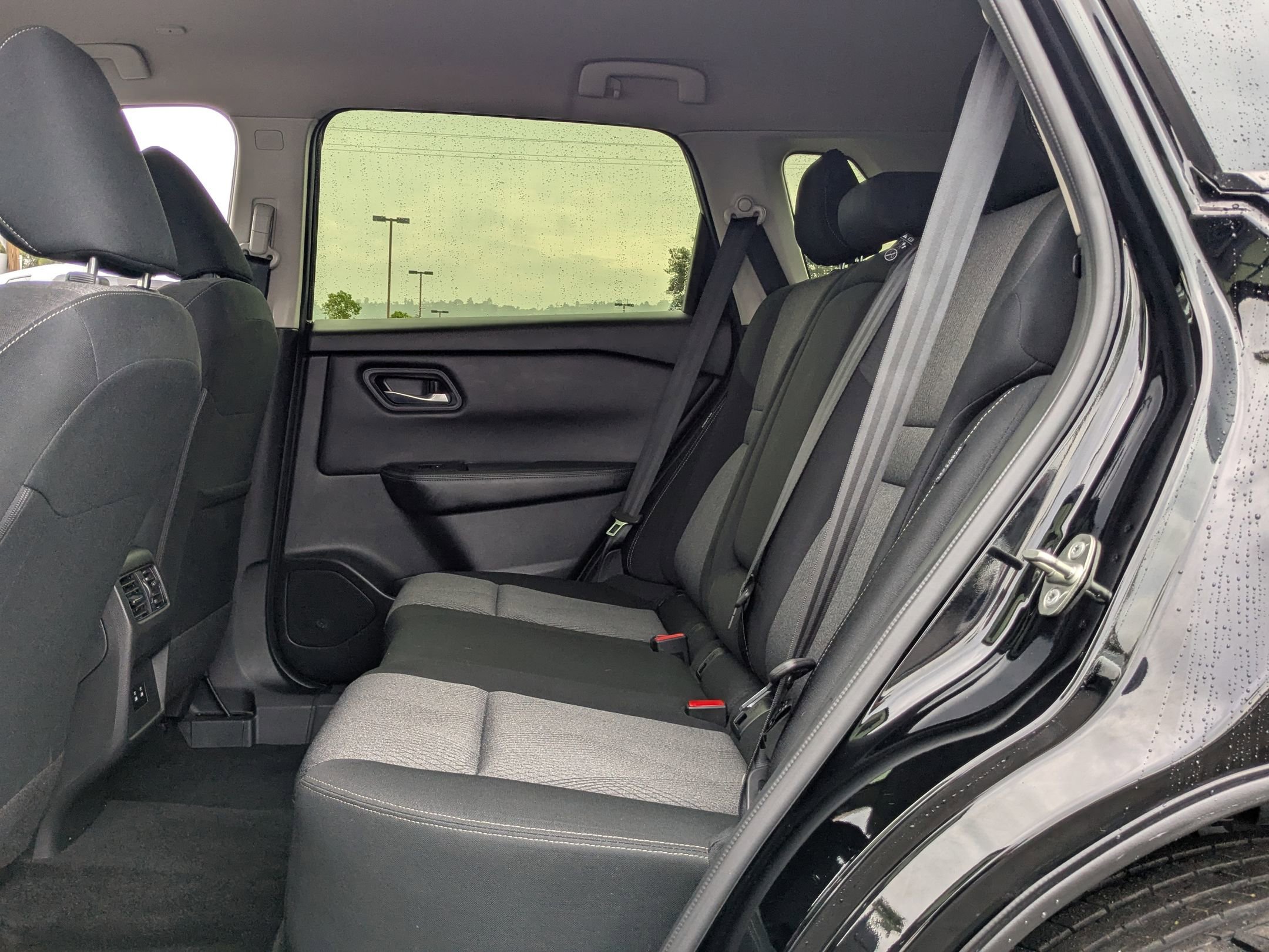Certified 2024 Nissan Rogue SV image 16