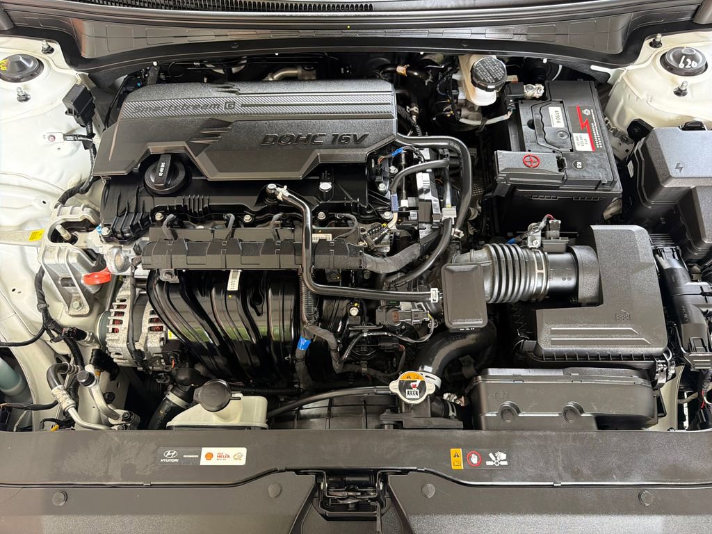 Used 2024 Hyundai Elantra SEL w/ Convenience Package FWD image 37