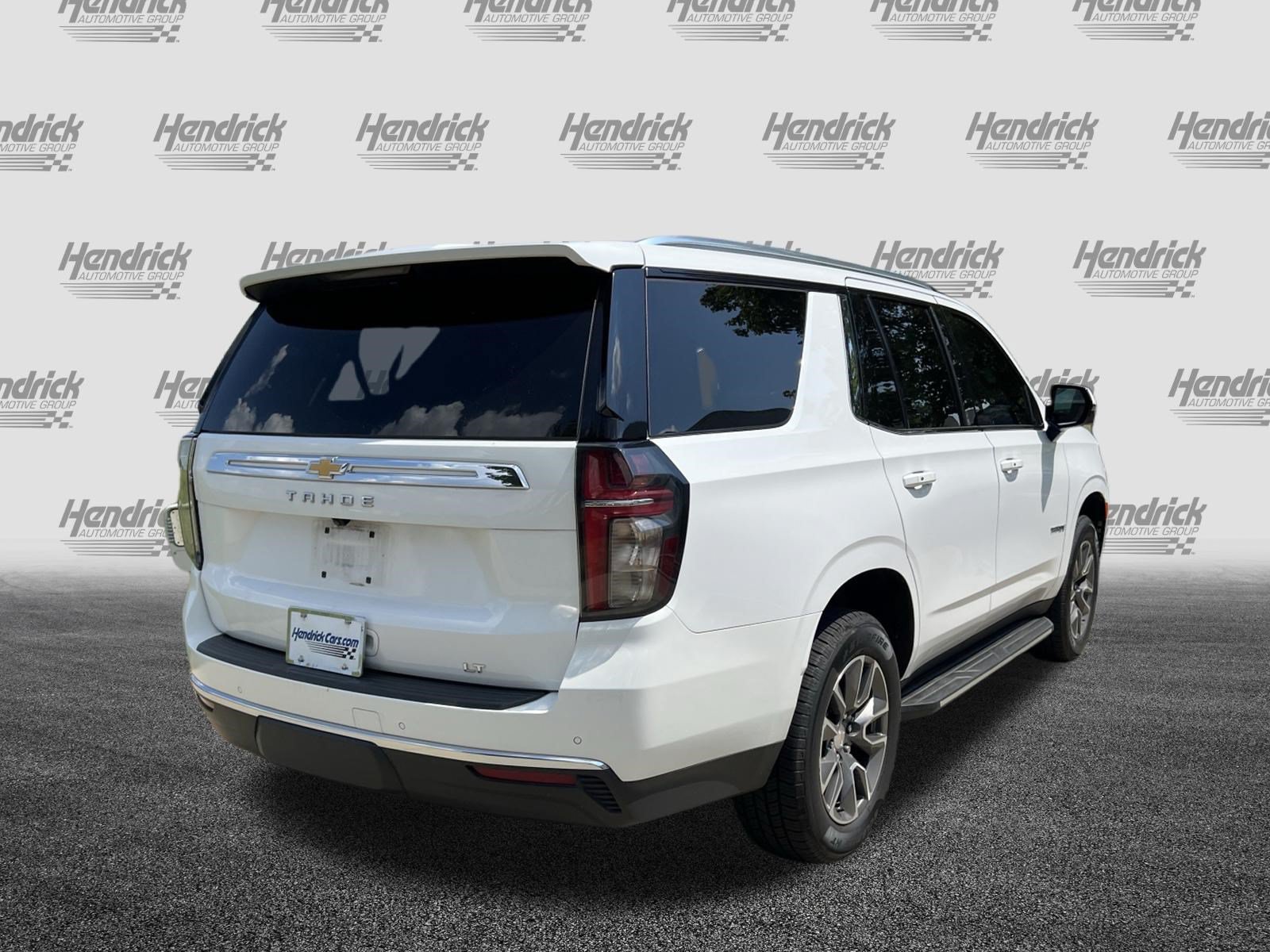 Used 2022 Chevrolet Tahoe LT w/ Luxury Package AWD/4WD image 11