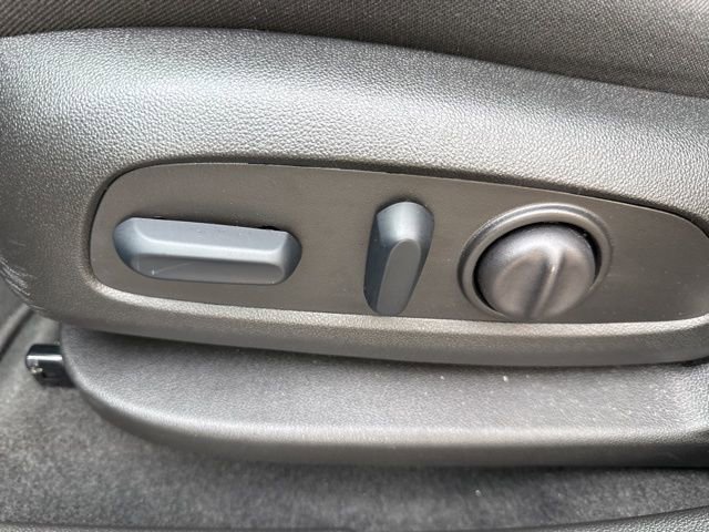 Used 2024 Chevrolet Blazer LT w/ Convenience Package image 11