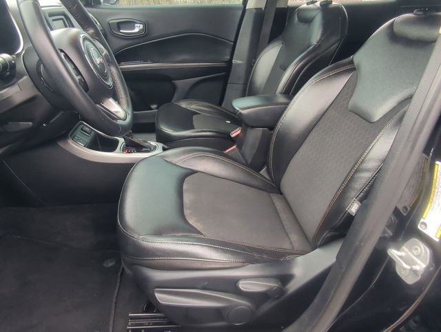 Used 2018 Jeep Compass Latitude image 11