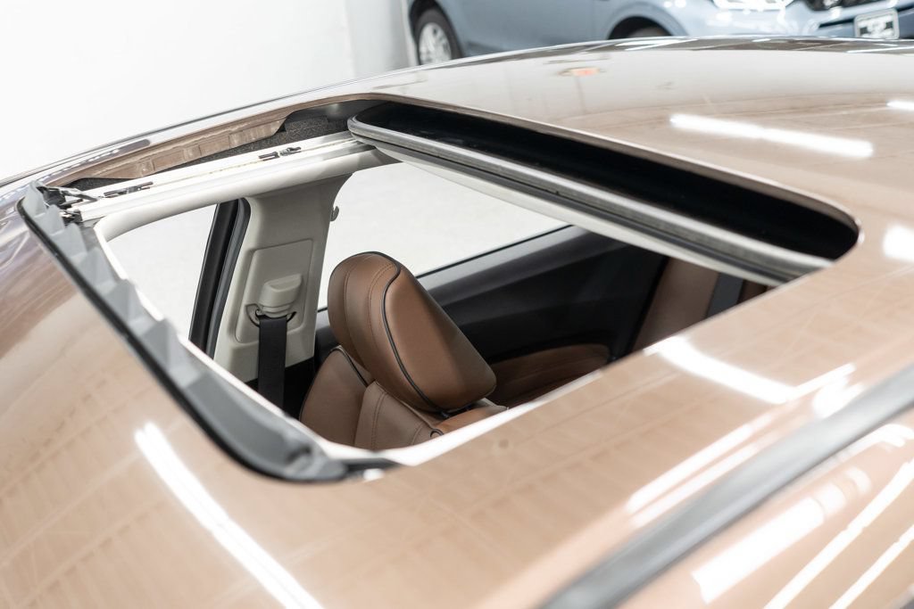Used 2020 Acura TLX w/ Technology Package FWD image 37