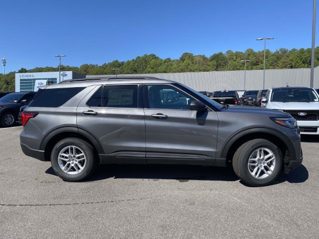 New 2027 Ford Explorer Active w/ Active Comfort Package AWD/4WD image 2