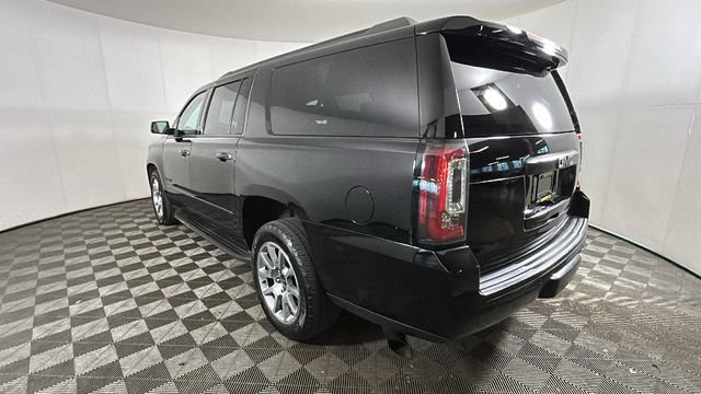 Used 2020 GMC Yukon XL Denali w/ Open Road Package AWD/4WD image 4