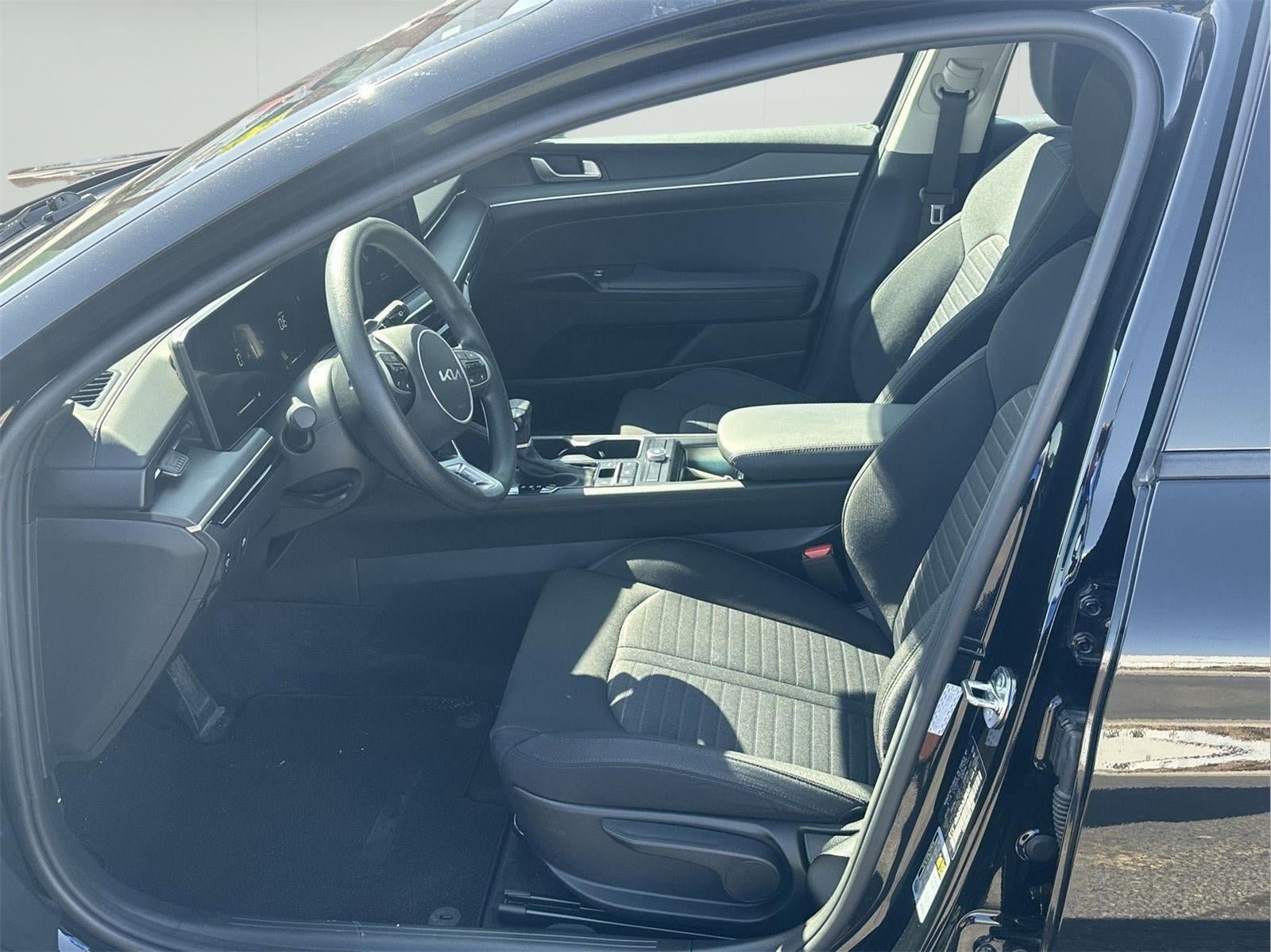 Used 2025 Kia K5 LXS image 10