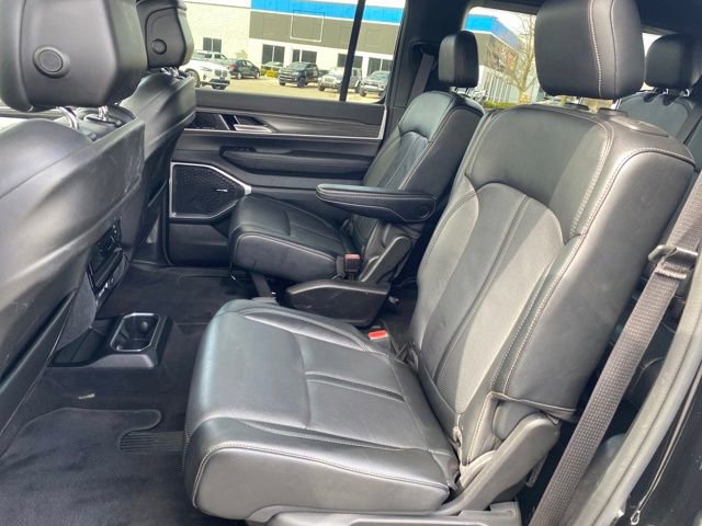 Used 2024 Jeep Wagoneer Series II image 20