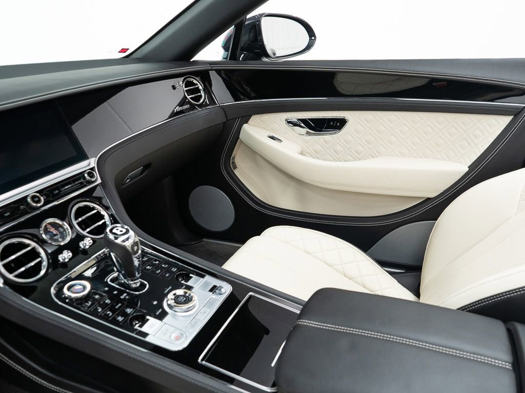 Used 2023 Bentley Continental GT Azure image 31