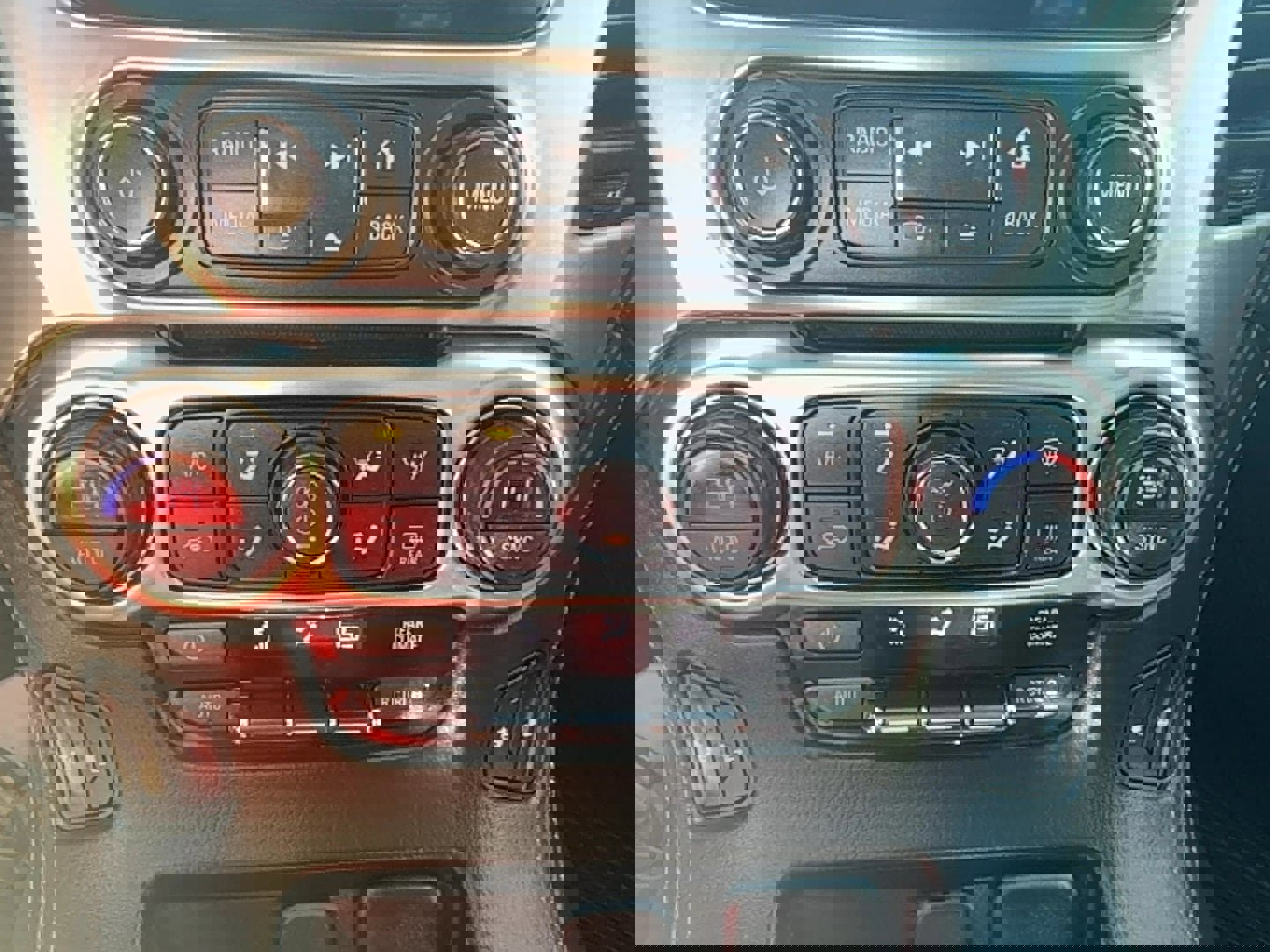 Used 2020 Chevrolet Tahoe LT AWD/4WD image 22