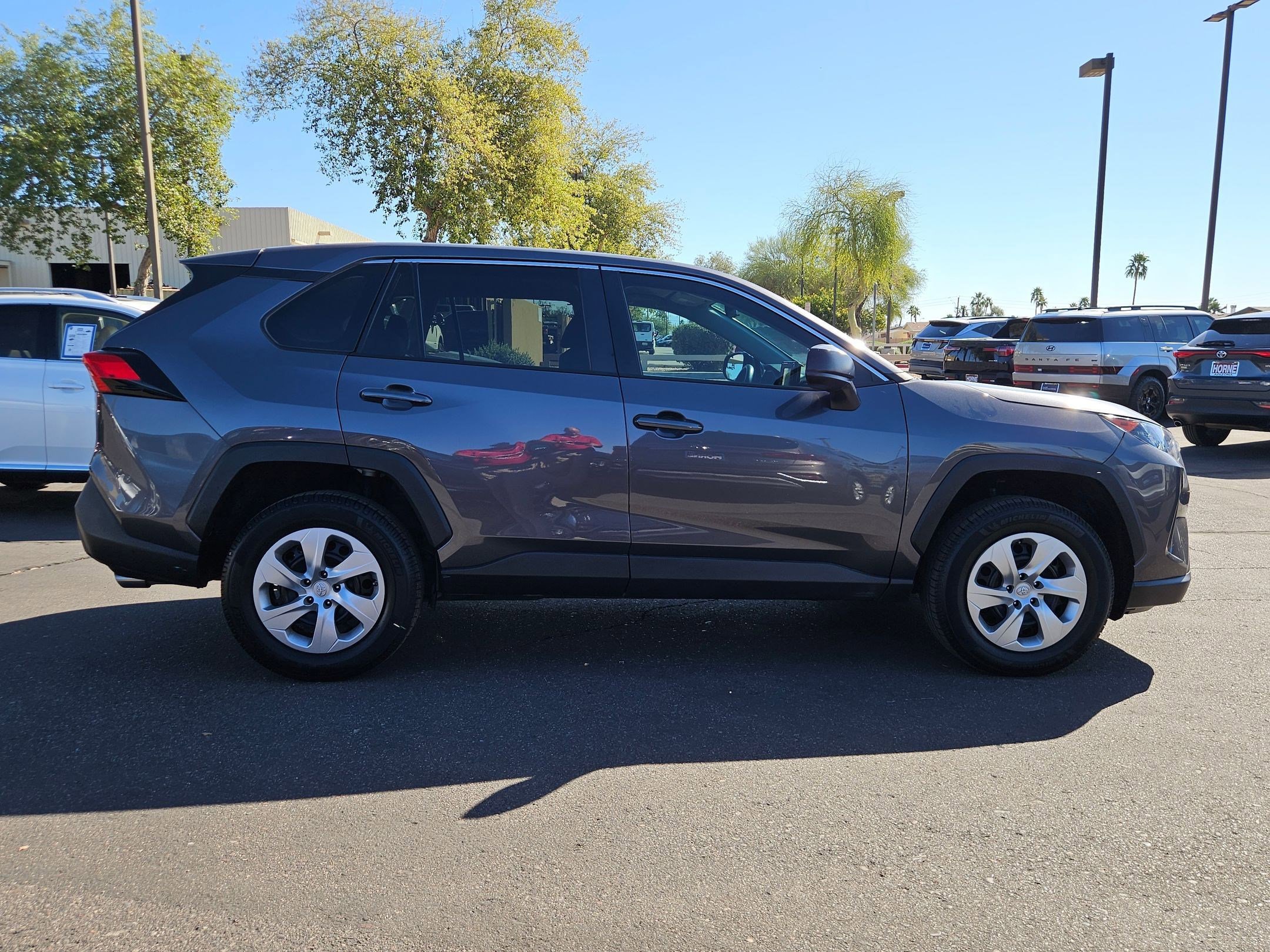 Used 2022 Toyota RAV4 LE w/ Carpet Mat Package (TMS) image 4