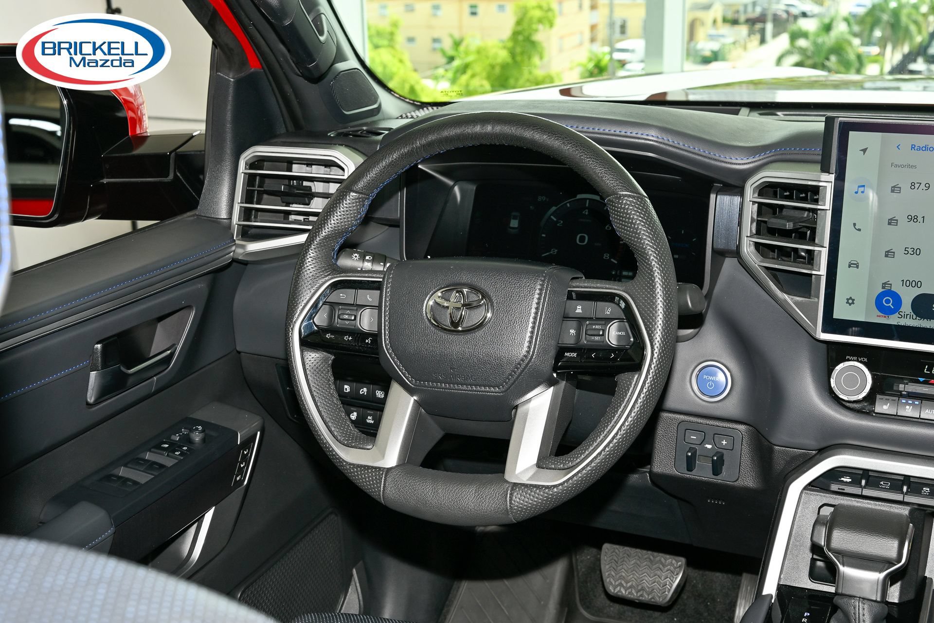 Used 2024 Toyota Sequoia Platinum AWD/4WD image 25