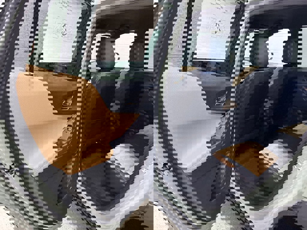 New 2026 Chevrolet Equinox ACTIV w/ Convenience Package III image 27