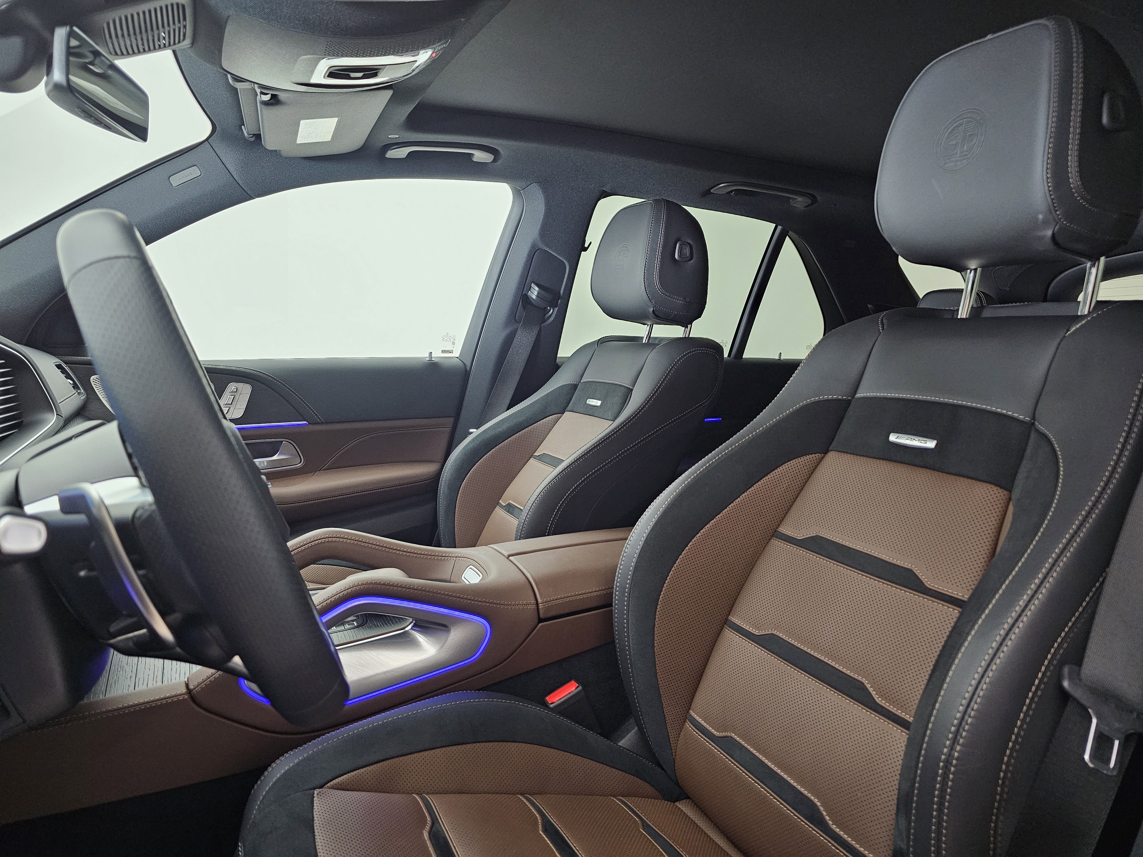 Certified 2025 Mercedes-Benz GLE 53 AMG 4MATIC image 9