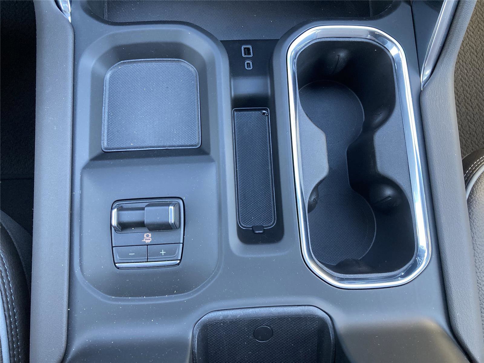 New 2026 GMC Sierra 2500 Denali w/ Denali Reserve Package image 32