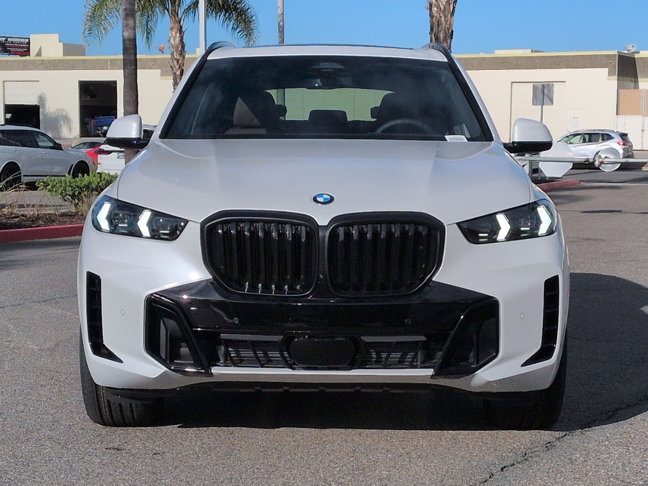 New 2026 BMW X5 xDrive40i w/ M Sport Package image 3