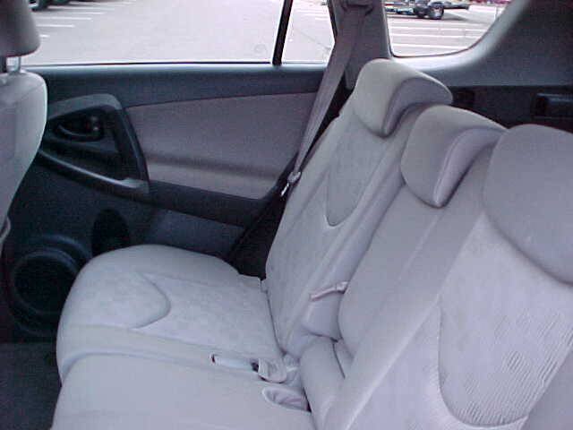 Used 2009 Toyota RAV4 4WD w/ Base L4 Extra Value Pkg image 13