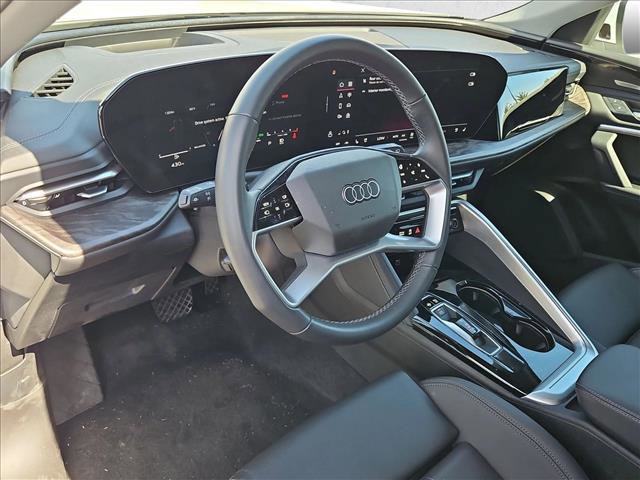Certified 2025 Audi Q5 Premium Plus w/ Premium Plus AWD/4WD image 9