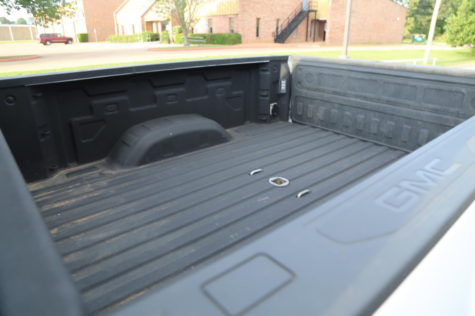 Used 2024 GMC Sierra 2500 Pro w/ 1SA Pro Safety Plus Package AWD/4WD image 18