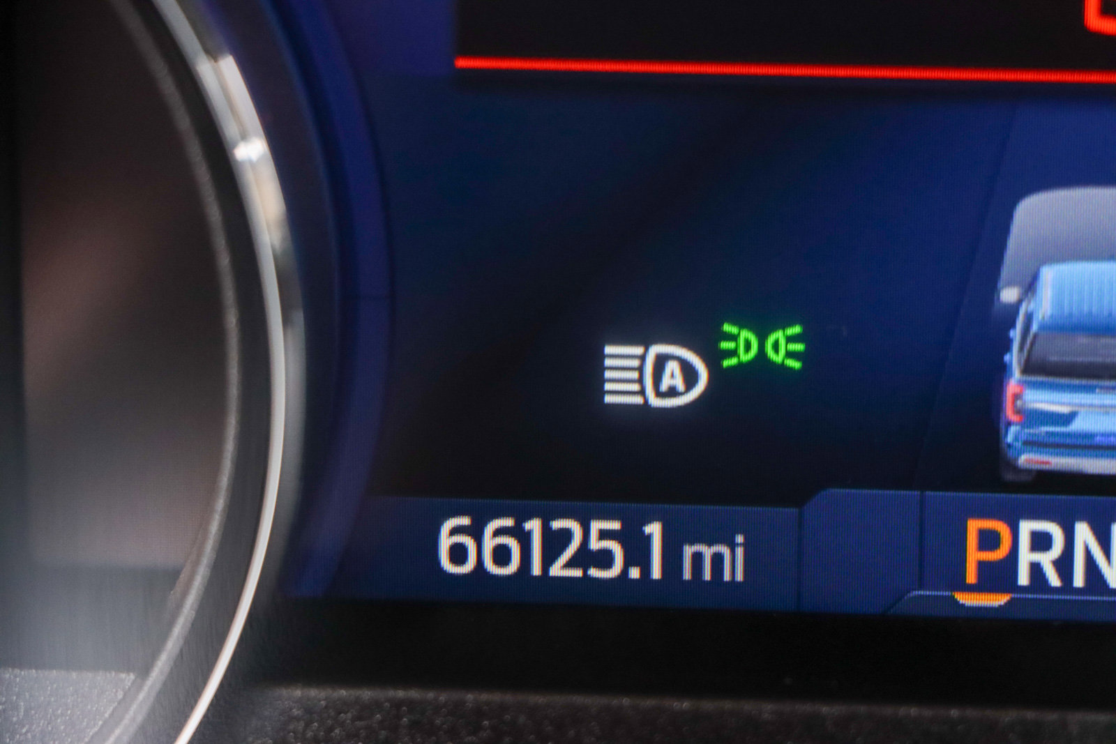 Used 2022 Ford Expedition Limited image 17