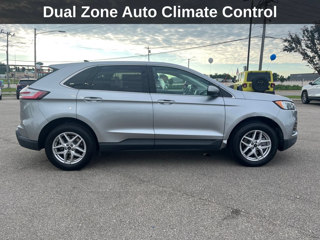 Used 2023 Ford Edge SEL AWD/4WD image 8