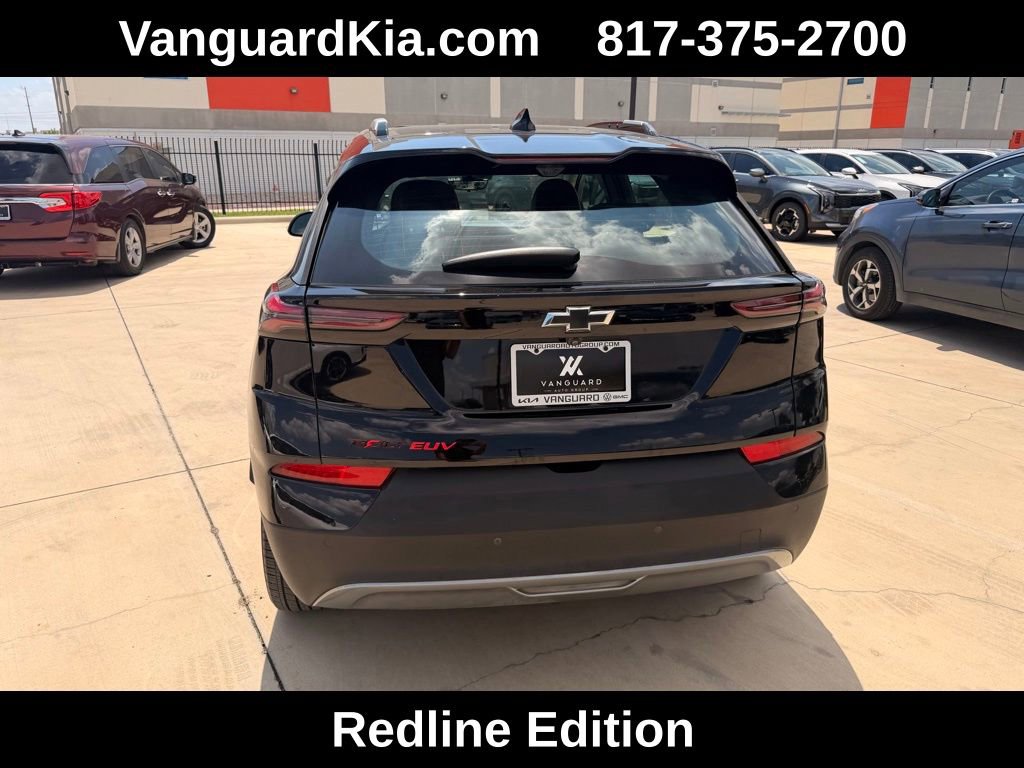 Used 2023 Chevrolet Bolt EUV Premier w/ Sun & Sound Package FWD image 3