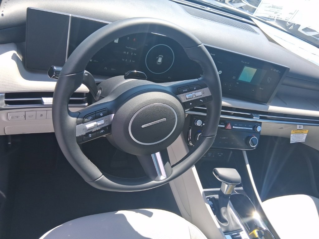 New 2025 Hyundai Tucson SEL image 21