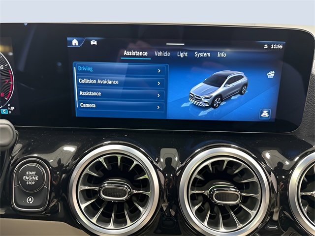 Used 2025 Mercedes-Benz GLA 250 4MATIC image 22