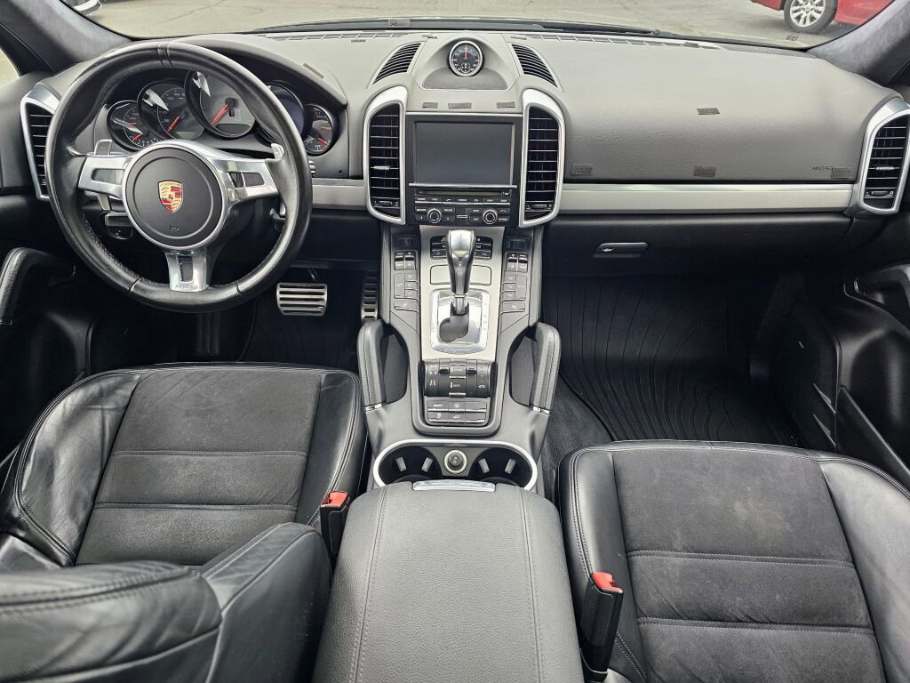 Used 2013 Porsche Cayenne GTS AWD/4WD image 19
