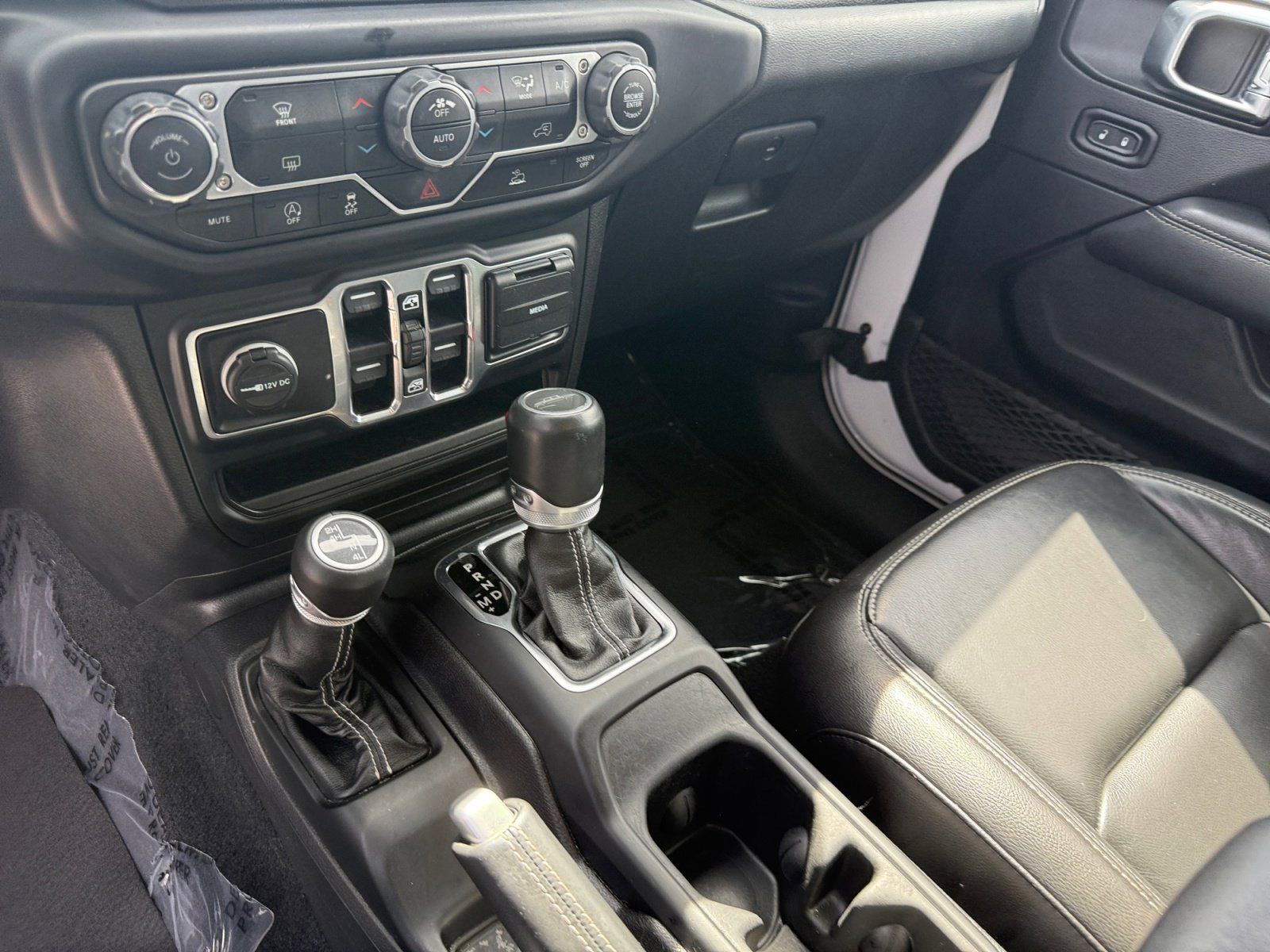 Used 2021 Jeep Gladiator Overland w/ Popular Equipment Package image 13