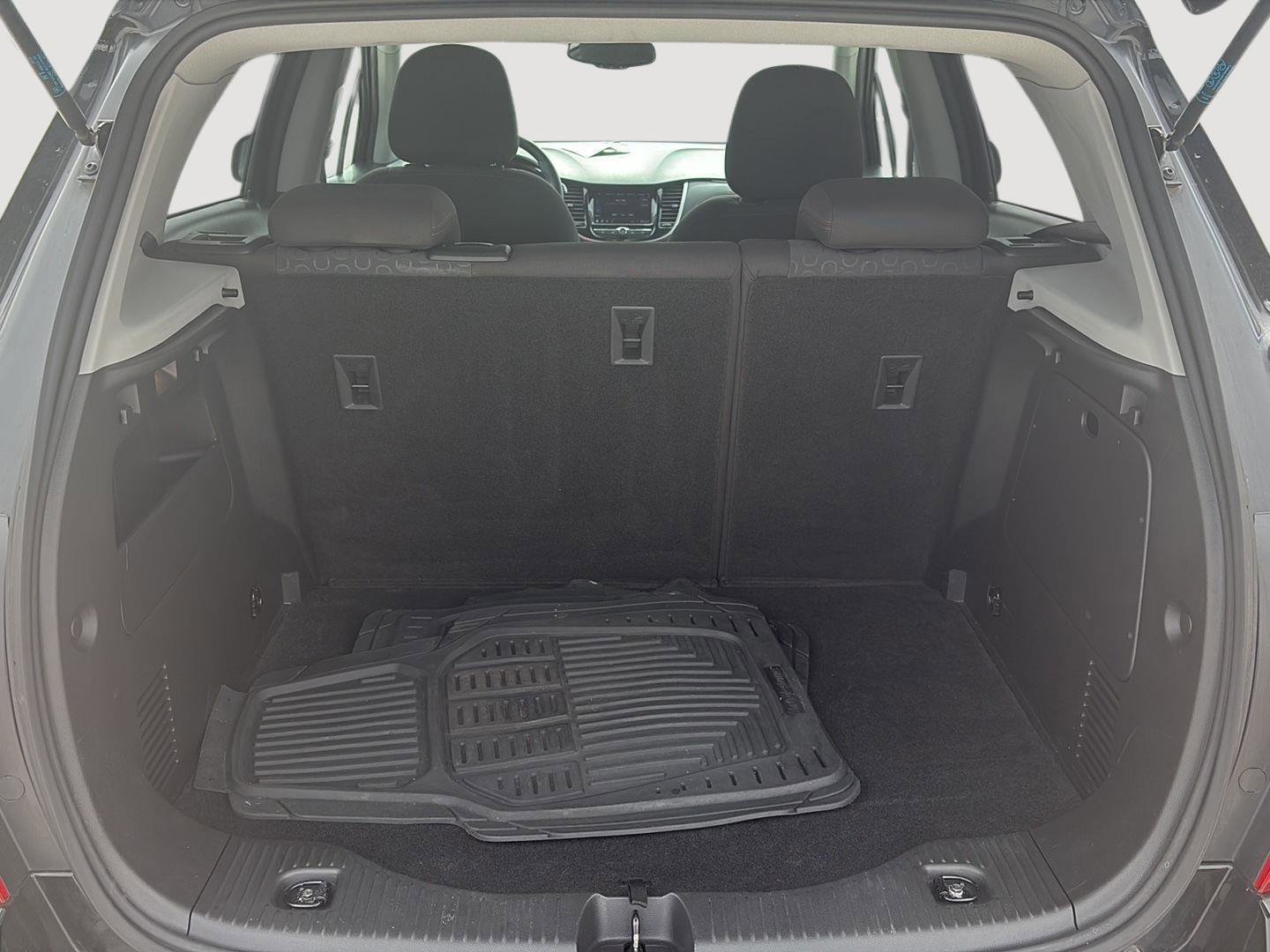 Used 2020 Chevrolet Trax LS w/ Tint and Cruise Package FWD image 18
