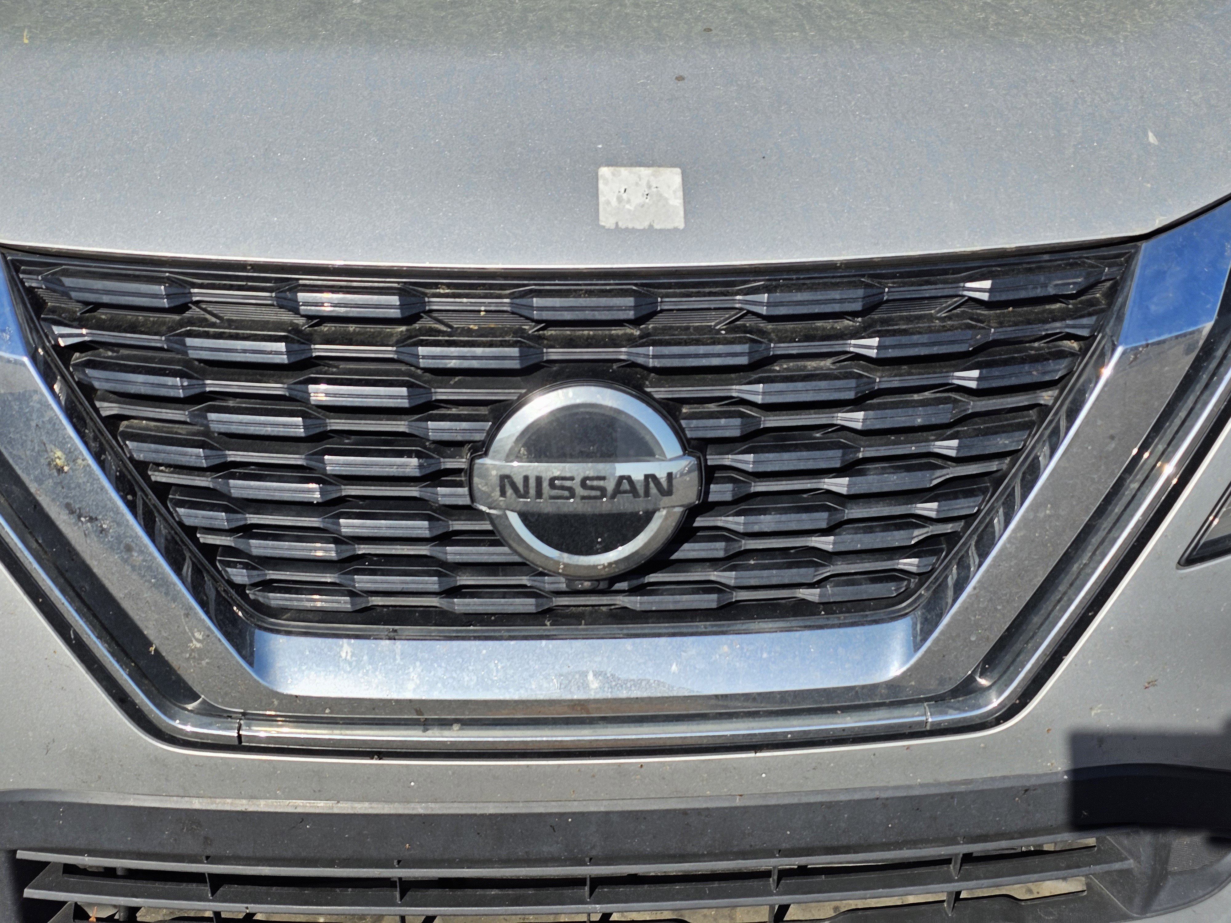 Used 2021 Nissan Rogue SV w/ Premium Package image 4