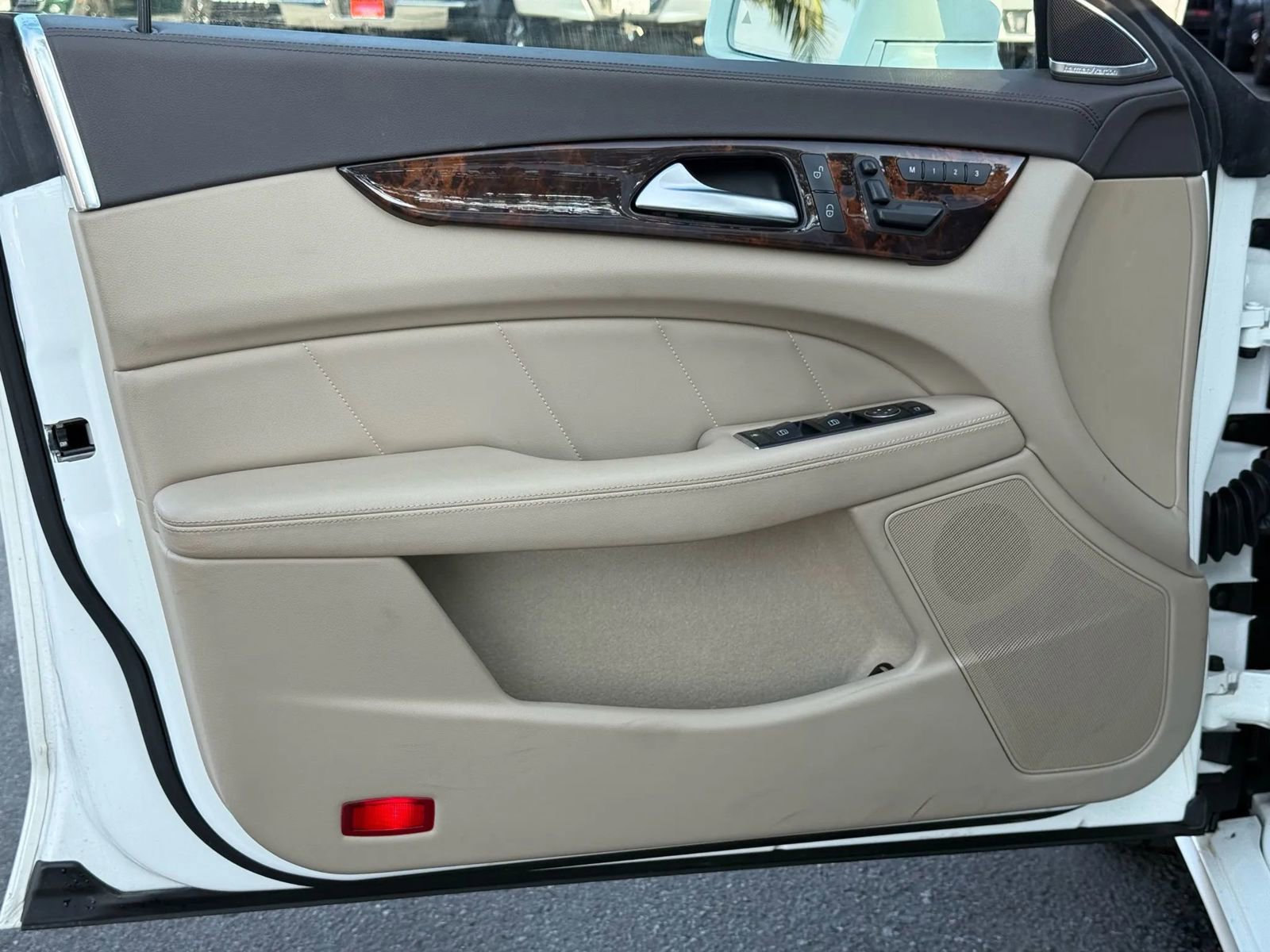 Used 2014 Mercedes-Benz CLS 550 4MATIC image 14